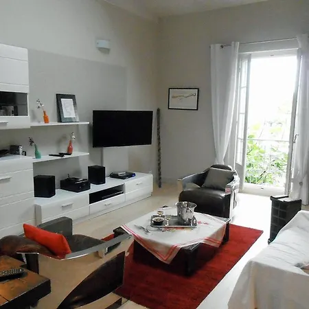 Lezignan-la-cebe Sleeps 4 Pool * Lezignan-la-Cebe