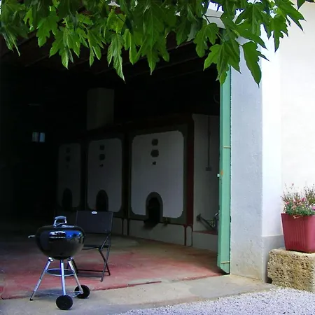 Lezignan-la-cebe Sleeps 4 Pool Prázdninový dům *